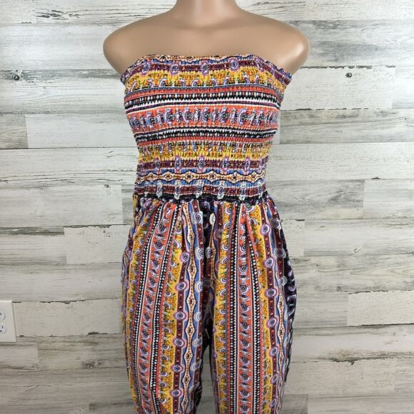 No Comment NY LA Strapless Jumpsuit Smocked Boho Ruche Ankle Size Women’s Large - Picture 2 of 8